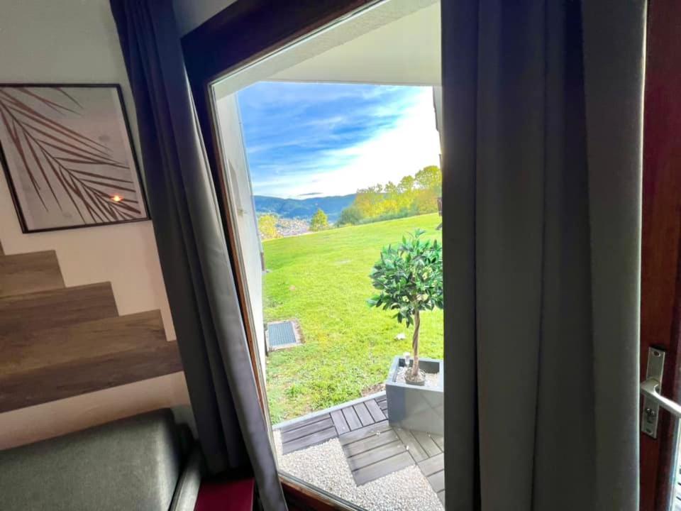 Joli Studio Cosy, Vue Magnifique Et Terrasse Privee Gérardmer Εξωτερικό φωτογραφία